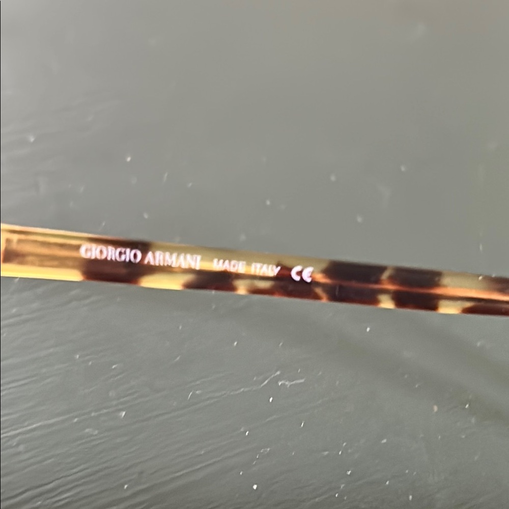 Classic Tortoise Shell frames - Picture 4 of 4
